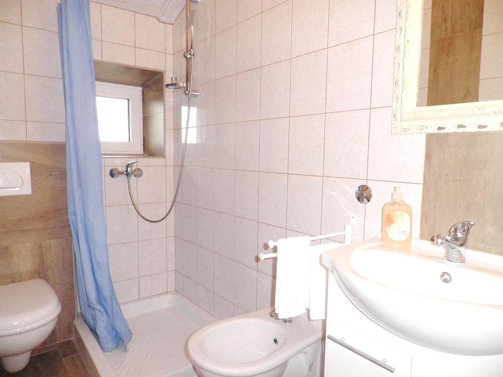 Studio Sijara Leilighet Motovun Rom bilde
