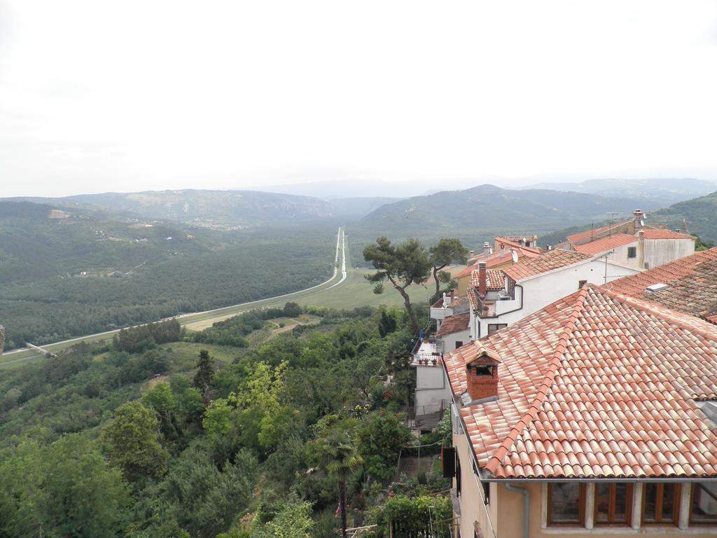 Studio Sijara Leilighet Motovun Rom bilde